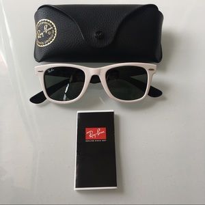 Ray Ban, Wayfarer, Black and White